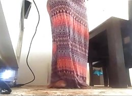 Indian - Desi punjabi chubby housewife from delhi masturbation on cam